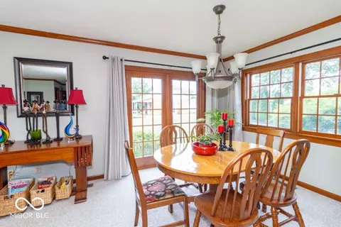 Dining - 406 W Cherry St, Dunreith, IN 47385 photo 2 of 2