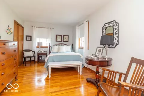 Bedroom - 406 W Cherry St, Dunreith, IN 47385 photo 1 of 6