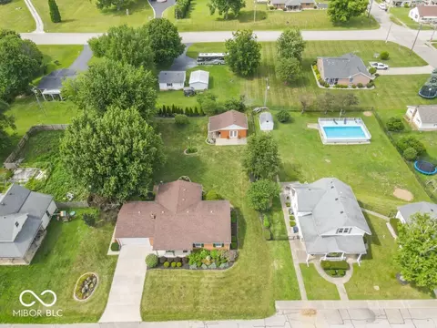 View/Area - 406 W Cherry St, Dunreith, IN 47385 photo 6 of 7