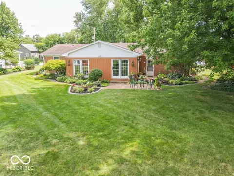Exterior - 406 W Cherry St, Dunreith, IN 47385 photo 16 of 18
