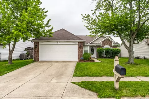 4327 Strawflower Dr, Indianapolis, IN 46203