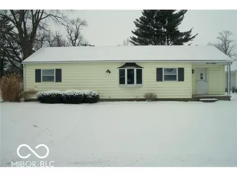 414 E South St, Linden, IN 47955