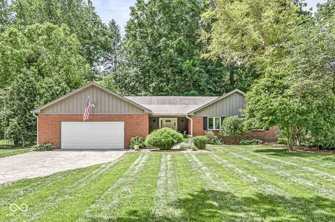 725 W 72nd St, Indianapolis, IN 46260