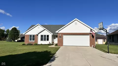 401 S Maryland St, Parker City, IN 47368