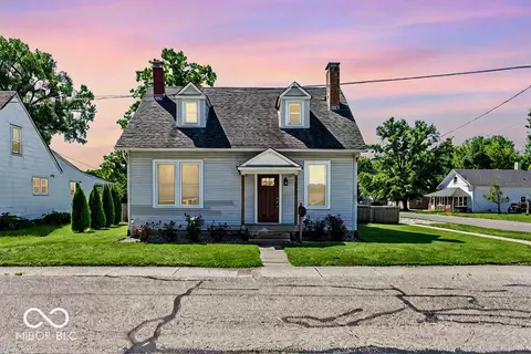 223 W Carter St, Plainfield, IN 46168