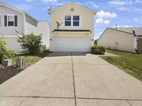 1309 Kenwood Dr, Greenwood, IN 46143