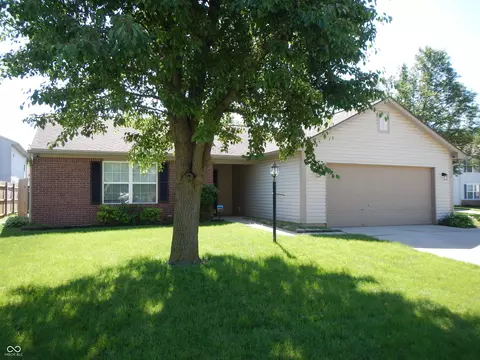 1851 Sweet Blossom Ln, Indianapolis, IN 46229