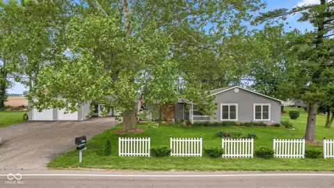 8862 E 450 N, Columbus, IN 47203