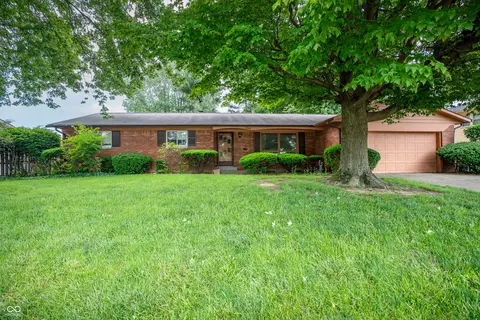 5506 Hollister Dr, Indianapolis, IN 46224