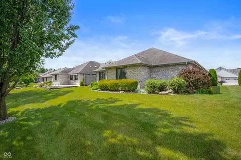 Exterior - 132 Warwick Way, Pendleton, IN 46064 photo 6 of 7