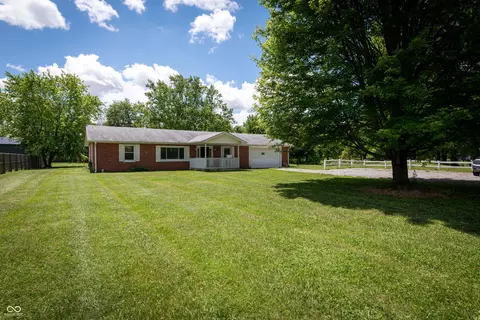 8182 E State Road 236, Roachdale, IN 46172
