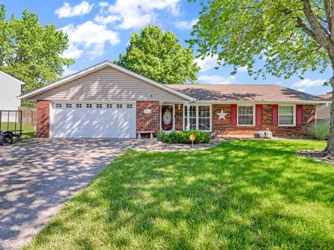 5604 Dollar Hide South Dr, Indianapolis, IN 46221