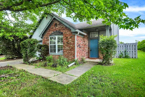 5036 Eagles Watch Dr, Indianapolis, IN 46254