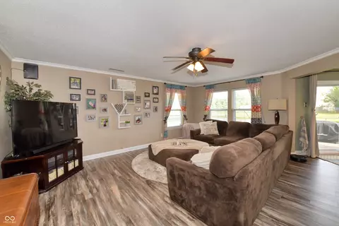 2226 Edgewater Cir, Plainfield, IN 46168 photo 7