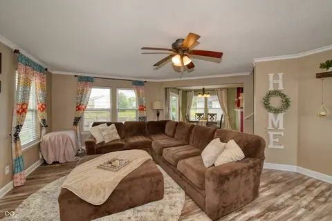 2226 Edgewater Cir, Plainfield, IN 46168 photo 8