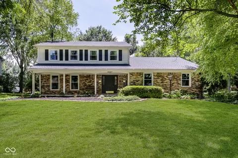 4247 Country Ln, Greenwood, IN 46142