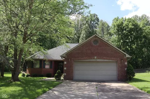 2930 Mask Ct, Martinsville, IN 46151