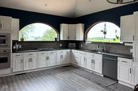 Kitchen - 2968 E 700 N, Greenfield, IN 46140 photo 2 of 4