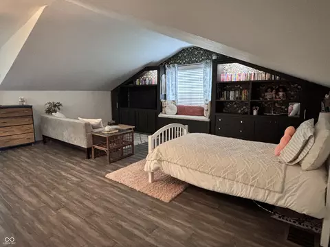 Bedroom - 2968 E 700 N, Greenfield, IN 46140 photo 8 of 10