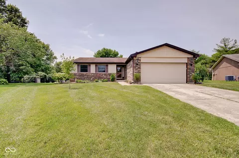 8030 Creed Ct, Indianapolis, IN 46268