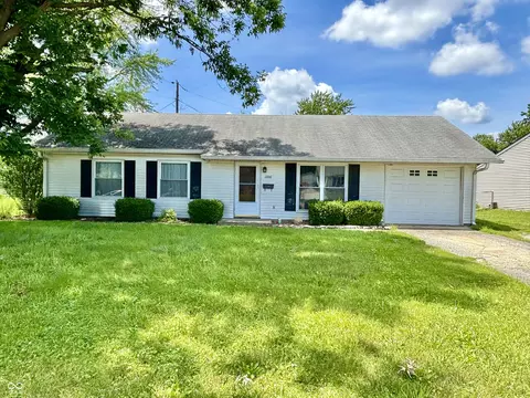 1306 Fairview Dr, Greenfield, IN 46140