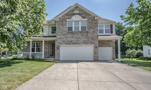9271 N Water Bay Cir, Mccordsville, IN 46055