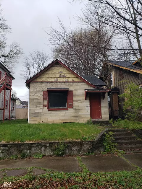 718 W Charles St, Muncie, IN 47305