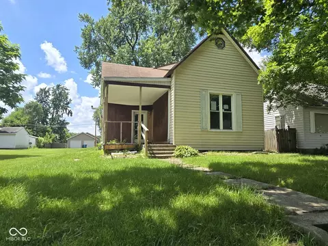 1912 N 8th St, Terre Haute, IN 47804