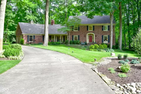 8940 Dandy Creek Dr, Indianapolis, IN 46234
