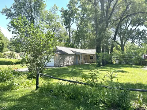 10845 Bellefontaine St, Indianapolis, IN 46280