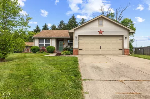 1106 Branigin Creek Ct, Franklin, IN 46131