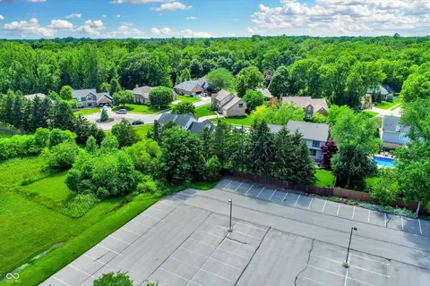 View/Area - 10517 Brookview Dr, Carmel, IN 46032 photo 15 of 18
