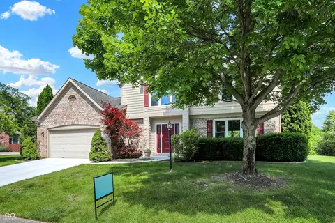 Exterior - 10517 Brookview Dr, Carmel, IN 46032 photo 3 of 13