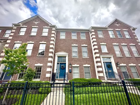 370 E Ohio St, Indianapolis, IN 46204