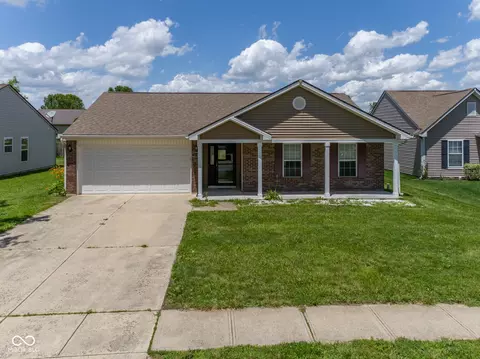1110 Spring Meadow Ct, Franklin, IN 46131
