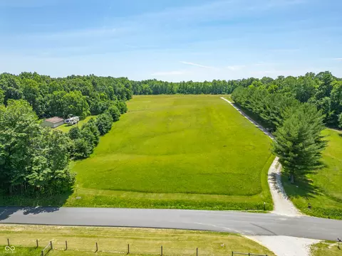 1050 South, Cloverdale, IN 46120