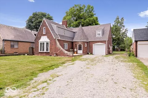 2112 W 12th St, Anderson, IN 46016