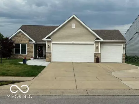 5233 Bombay Dr, Indianapolis, IN 46239