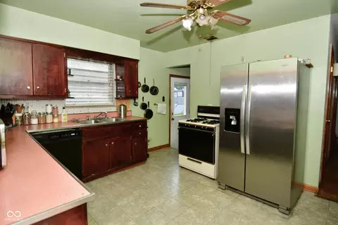 1148 Eustis Dr, Indianapolis, IN 46229 photo 11