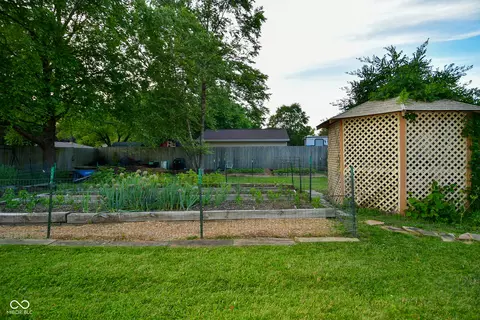 1148 Eustis Dr, Indianapolis, IN 46229 photo 36