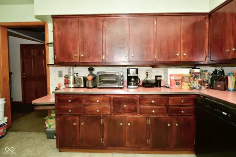1148 Eustis Dr, Indianapolis, IN 46229 photo 13