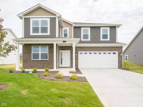 221 Velvet Hat Rd, Danville, IN 46122