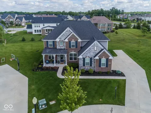 10077 Horse Branch Ct, Fishers, IN 46040