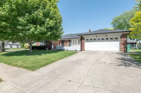 501 S School St, Brownsburg, IN 46112