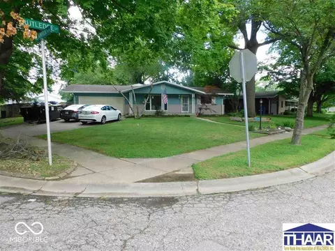 2 Rutledge Dr, Terre Haute, IN 47803