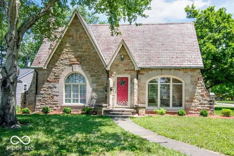 2603 Washington St, Columbus, IN 47201