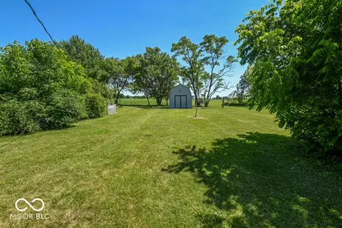 Exterior - 1487 E Jordan Dr, New Castle, IN 47362 photo 5 of 5