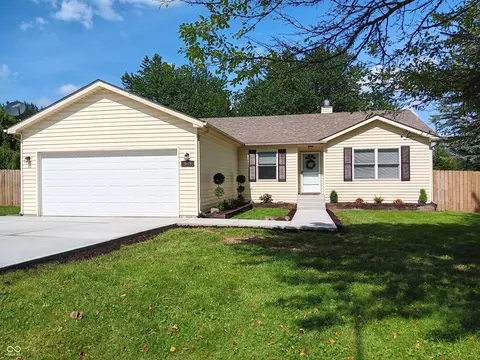 1409 Bittersweet Dr, Greenfield, IN 46140