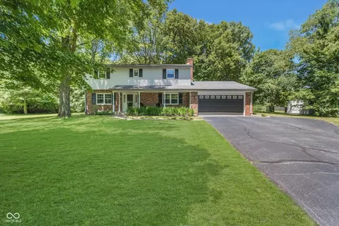 10534 Hackberry Ct, Carmel, IN 46032
