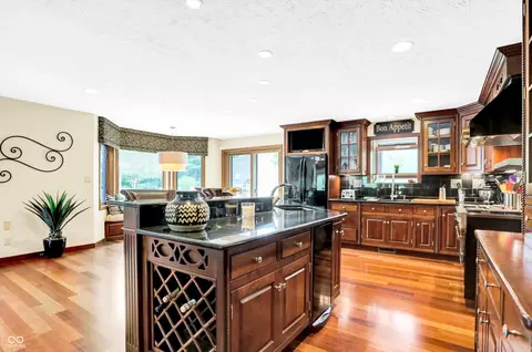 Kitchen - 2725 E Mel Currie Rd, Bloomington, IN 47408 photo 2 of 8